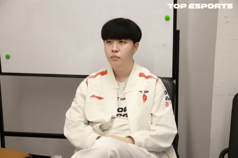 Creme, stron, 前有沟通