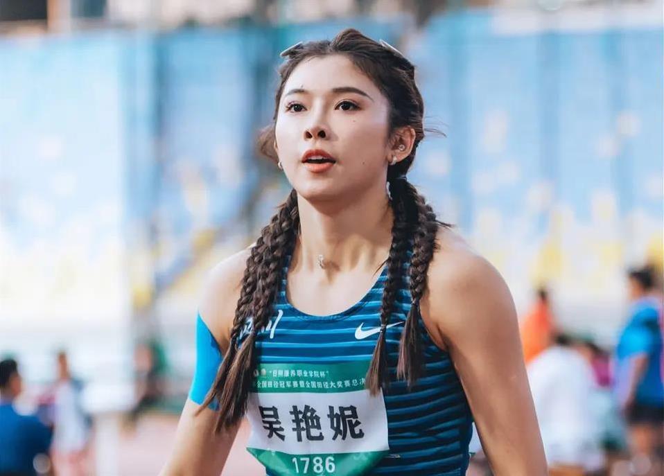 也像一面镜 也像一面镜