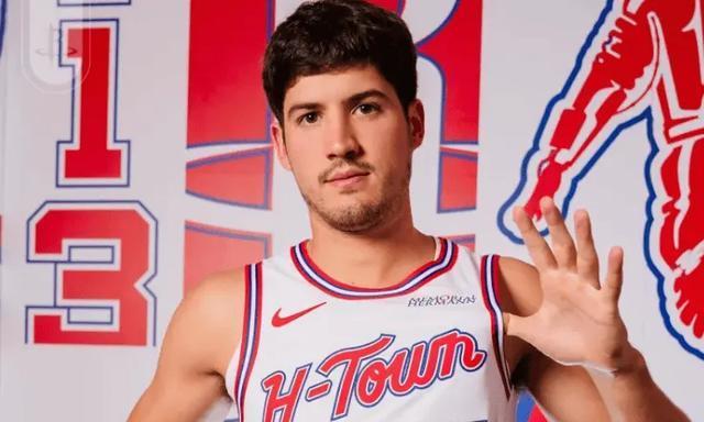 三连胜, 中深度最强, 大则是更偏